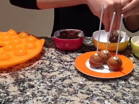 Videoreceta de Cake pops de Nutella (Bizcobolas) 1