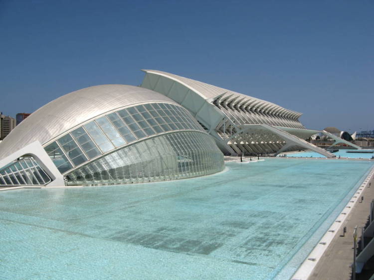 Valencia: un paseo por la zona de la Ciudad de las Artes y de las Ciencias