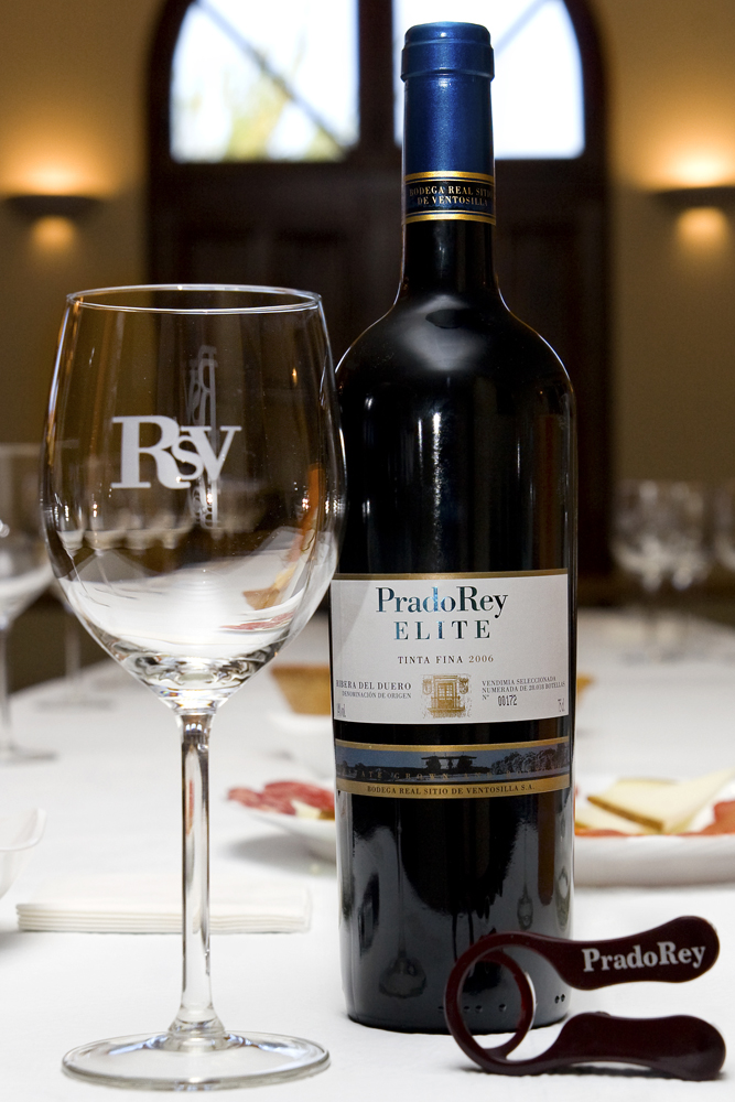Bodegas PradoRey permitirá catar el vino PradoRey Élite a sus enoturistas en estas Navidades