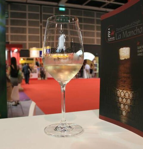 La comercialización de vinos embotellados con DO La Mancha bate un nuevo récord en 2014 1