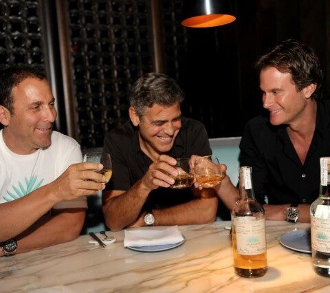 George Clooney amplia la actividad de Casamigos Tequila y abre su marca de licores de importación 1