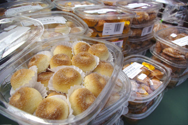 La 10ª ‘Feria del dulce de convento’ reúne en Torremolinos la pastelería de 35 monasterios de cuatro comunidades autónomas 1
