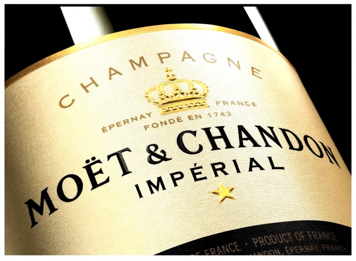 9.000 Botellas falsas del champagne Moët Chandon encontradas en Italia 2