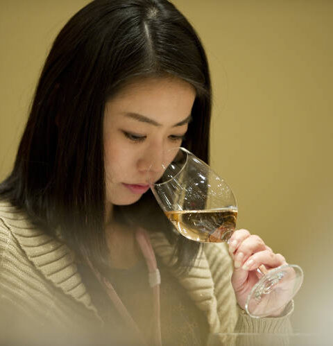 China supera a Japón como país asiático que más gasta en vino. Resumen del mercado asiático 1