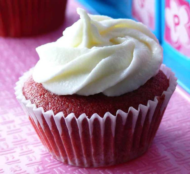 Red Velvet (cupcakes)