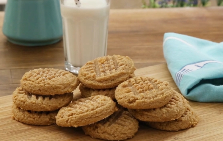 Cómo hacer galletas de mantequilla con solo tres ingredientes en 8 minutos 1