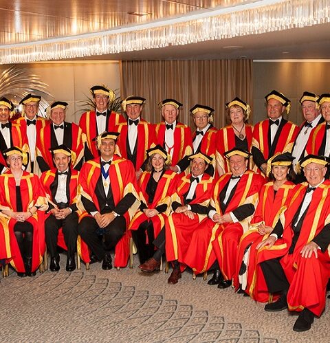 Gran Orden del Vino celebró en Londres su cena anual para investir a nuevos Caballeros 1