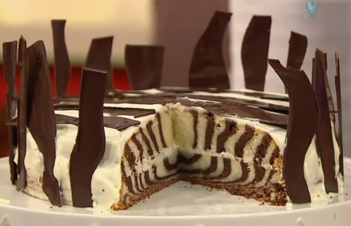 Torta cebra rellena 1