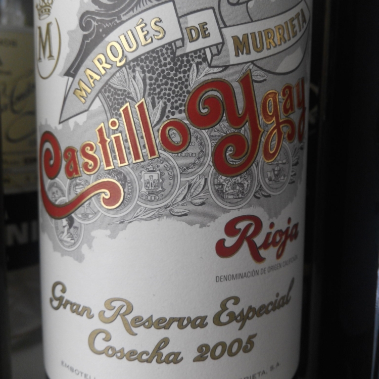 Estofado de cerdo con cerveza ciruelas al brandy y nueces con un Rioja Gran Reserva 2