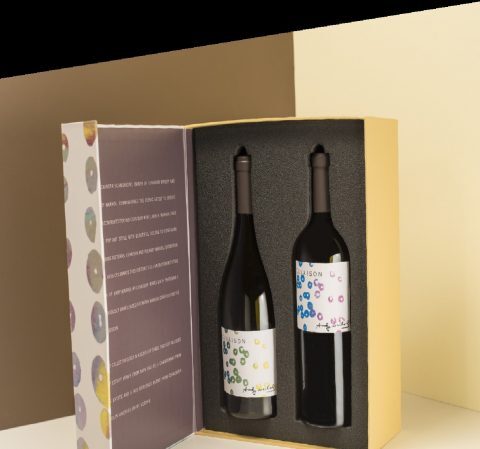 Sale al mercado una edición limitada de dos vinos cuyas etiquetas son serigrafías realizadas por Andy Warhol 1