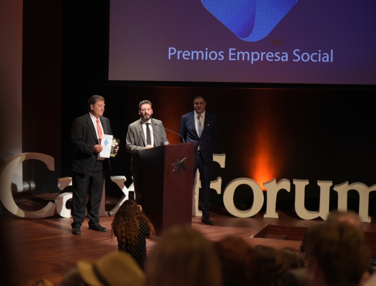 La Rioja Alta, S.A. recoge el premio Empresa Social 2017 por su programa 'Viña Ardanza Solidario' 2