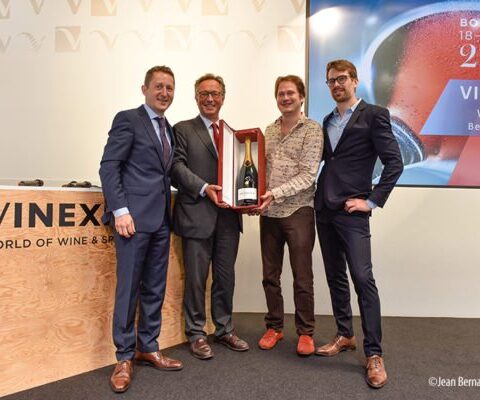 Stéphane Saillet vencedor del 'Desafío Vinexpo' frente a más de 100 paladares especializados. 1